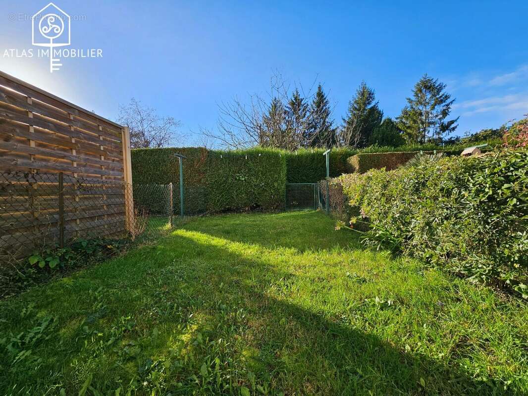 Appartement à JANZE