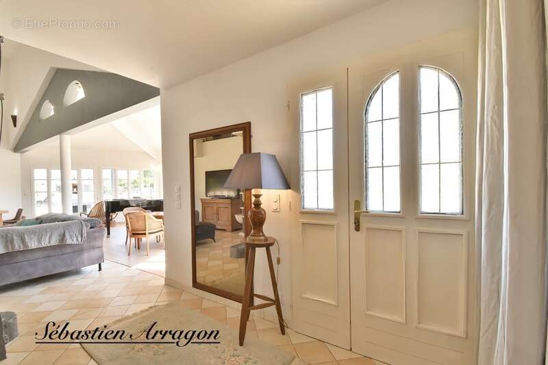 Villa contemporaine 250 m² – 5 chambres – 3 hectares – piscine 18 m – Villeneuve-sur-Lot (47) - photo 19
