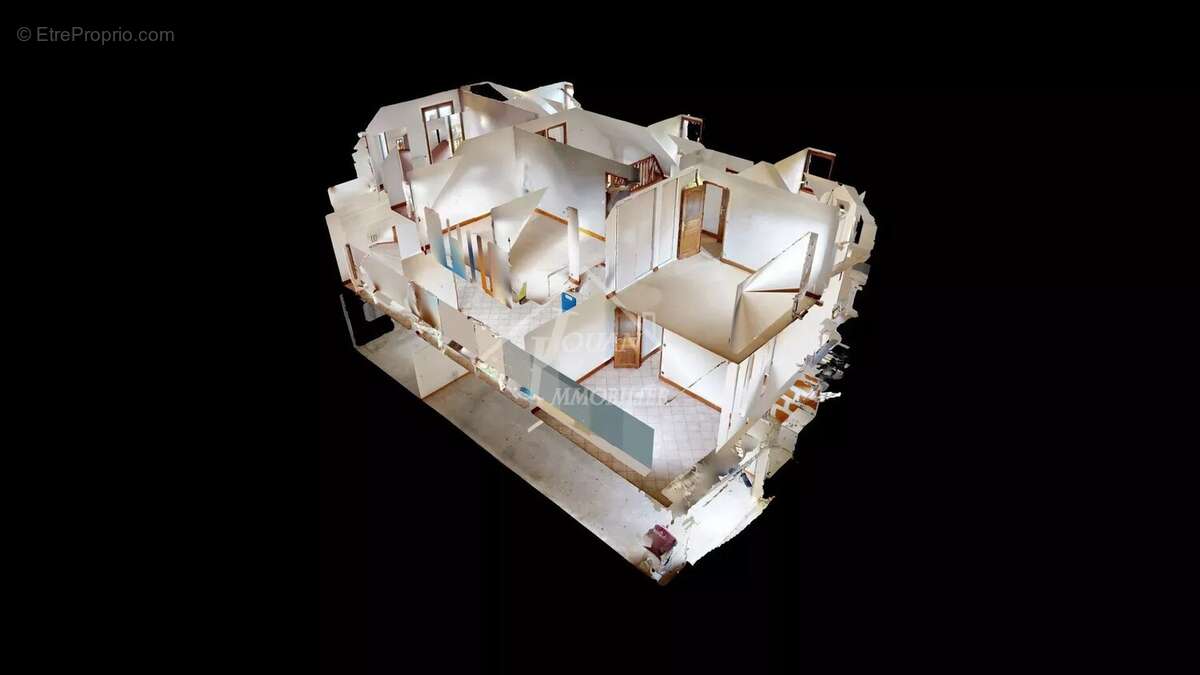 Maison à DOMPIERRE-SUR-BESBRE