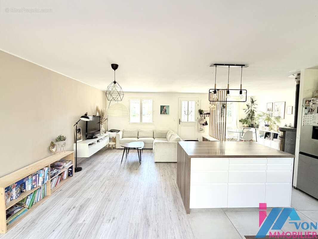 Samoreau   maison familiale 6 pièces   150 m2   terrain 673 m2   4 chambres   garage double 426 400 € - photo 12