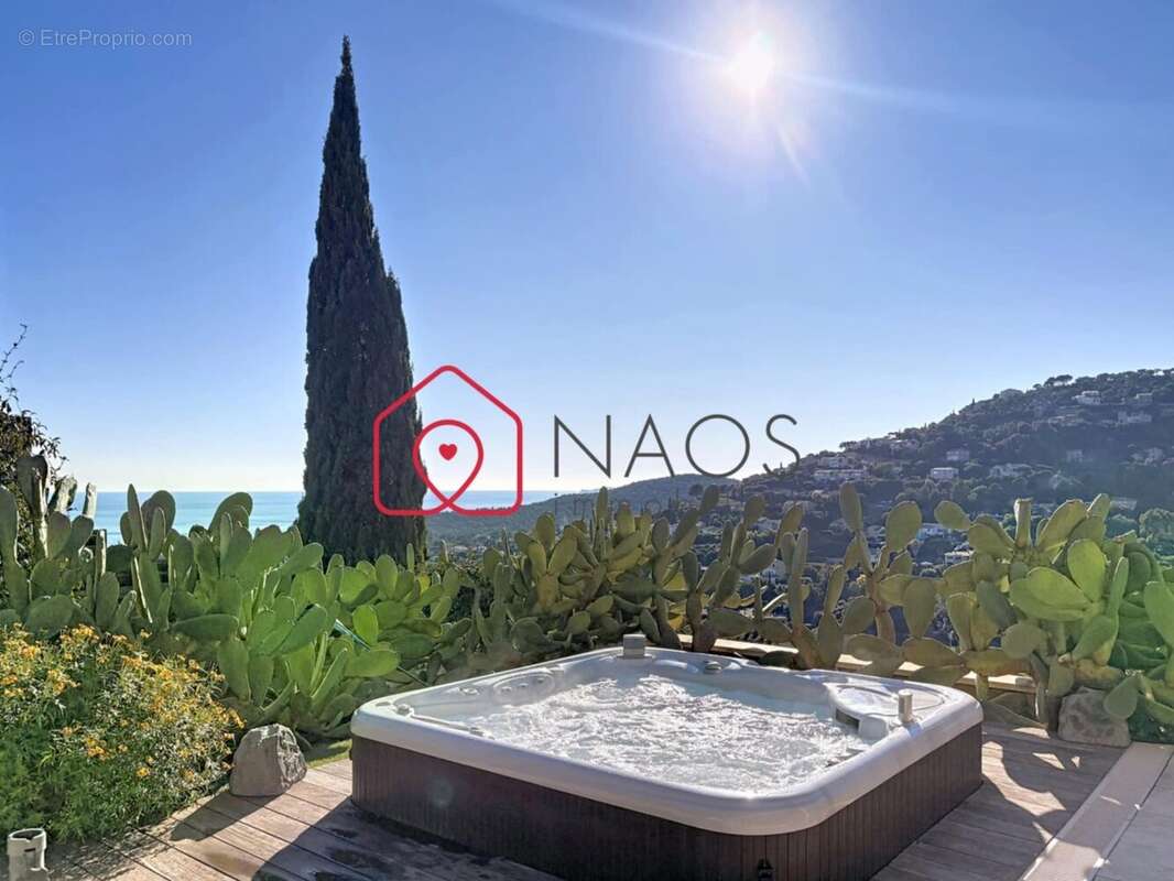 Maison à CAVALAIRE-SUR-MER