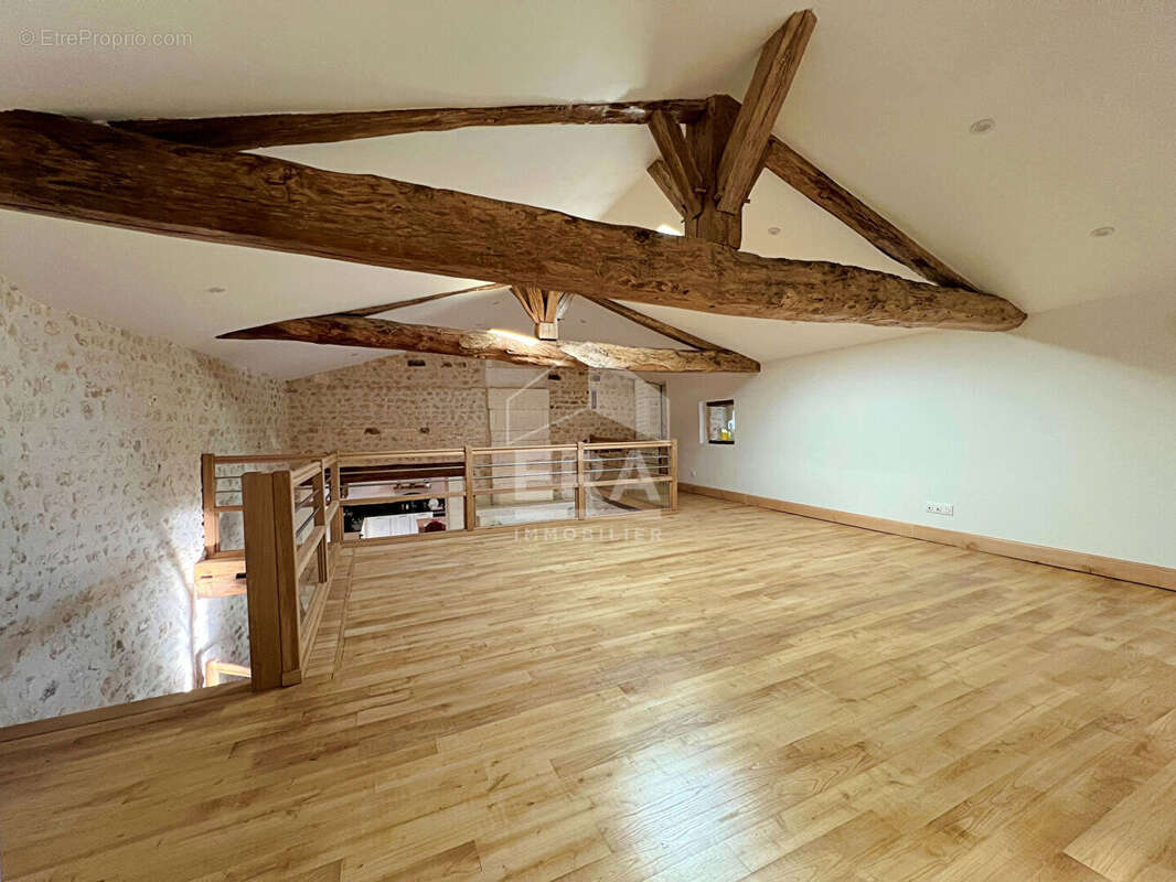 Maison à BECHERESSE