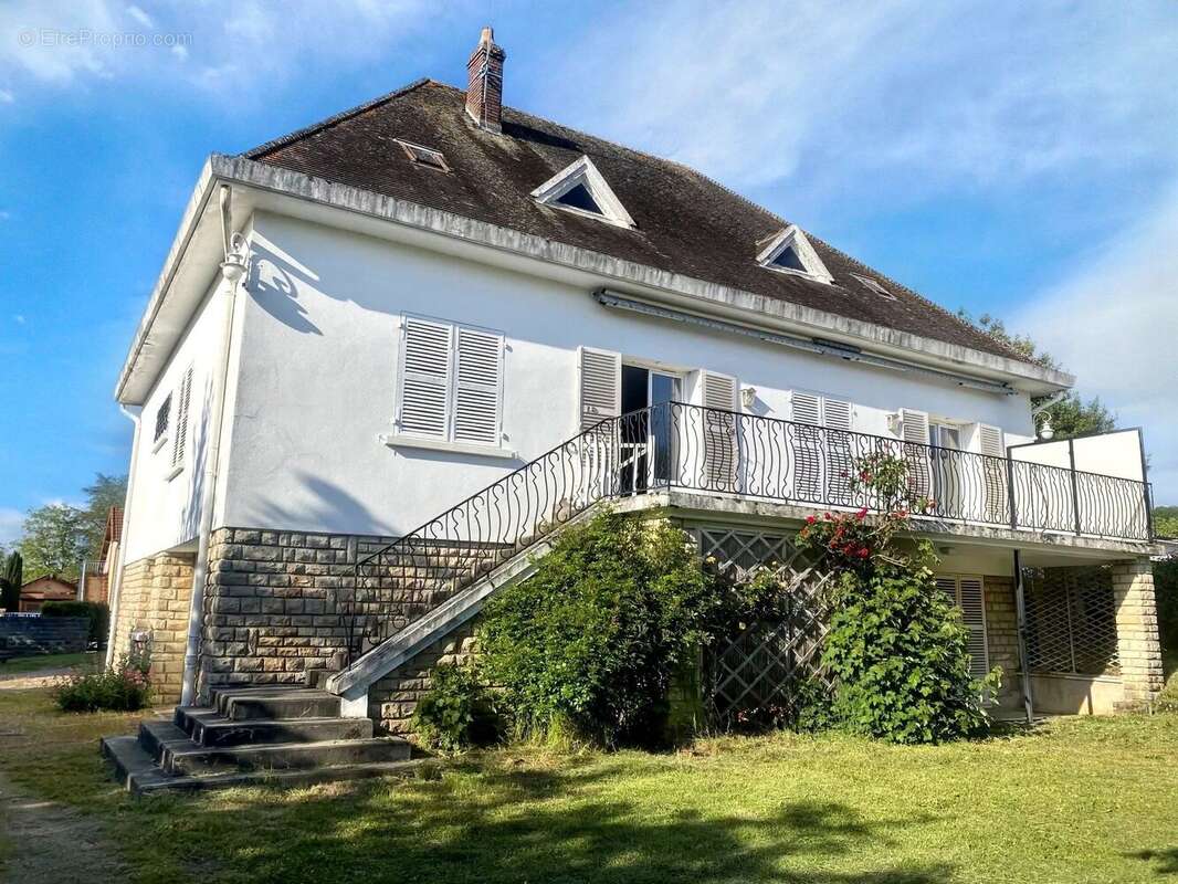 Maison à POUGUES-LES-EAUX