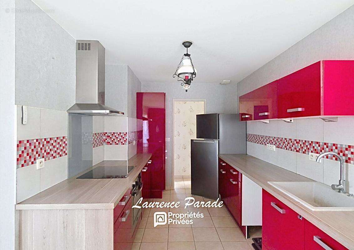Maison de plain-pied  Quartier résidentiel recherché, proche du village - photo 2