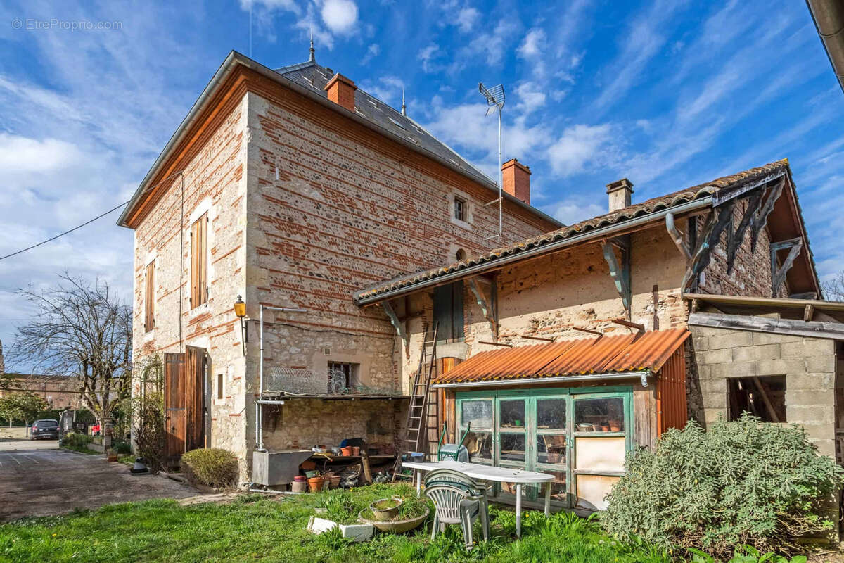 Village property with garden - photo 5