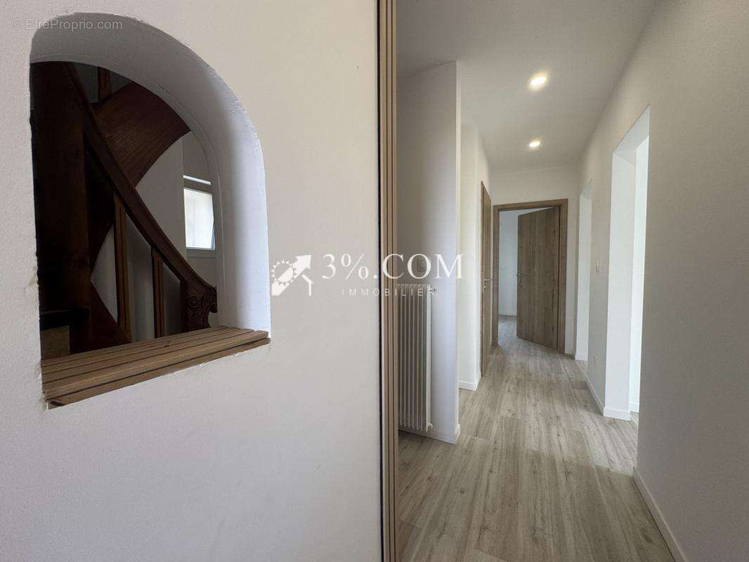 3%COM Belle maison avec dépendance et jardin - photo 12