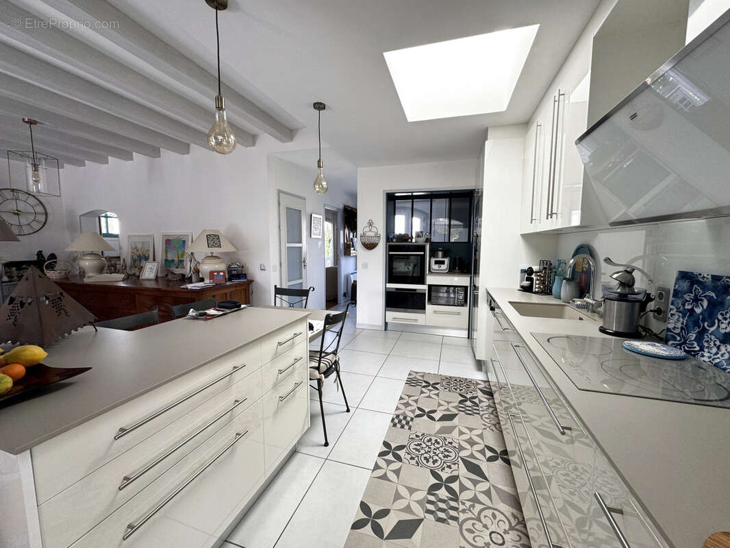 Maison à MESCHERS-SUR-GIRONDE