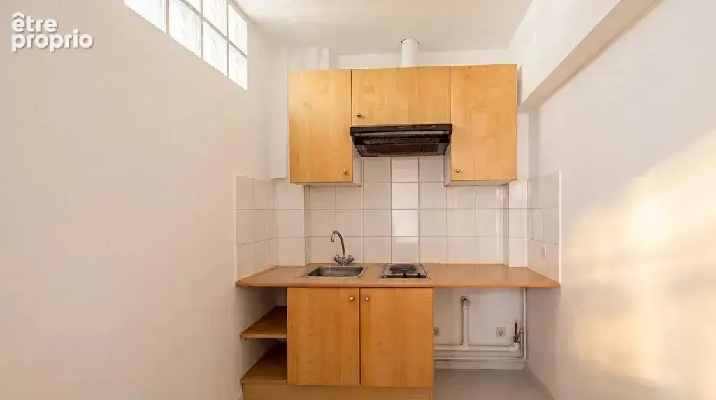 Paris 16e – trocadéro – grand studio en étage élevé avec vue dégagée - photo 7