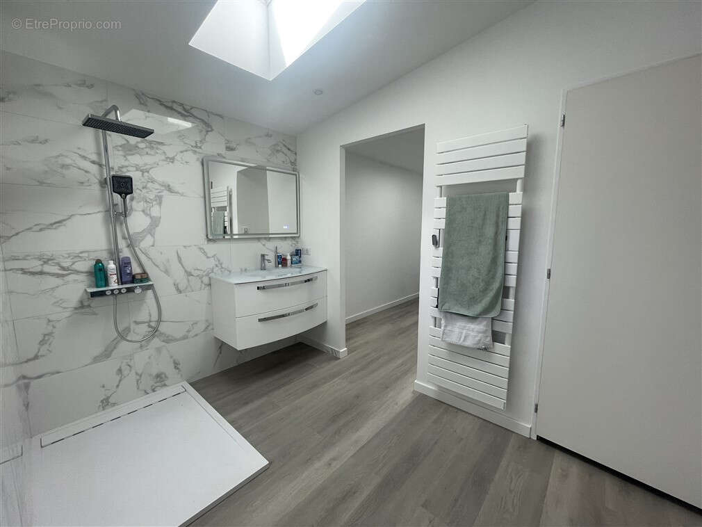 Maison à L&#039;EPINE