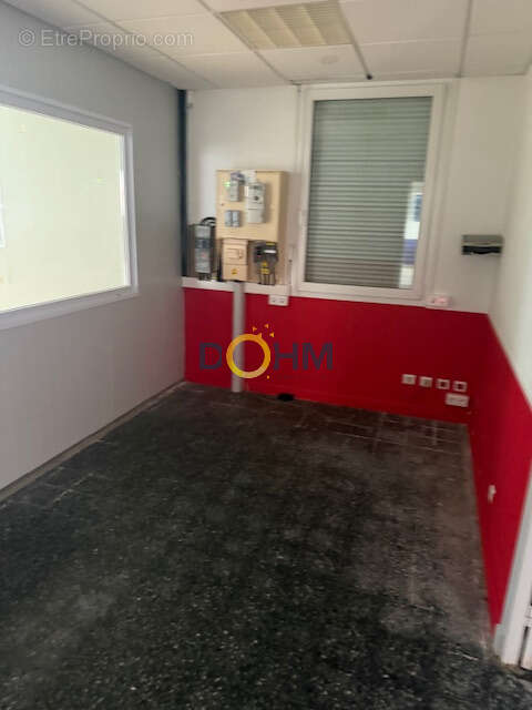LOCAL 400m2 - photo 6