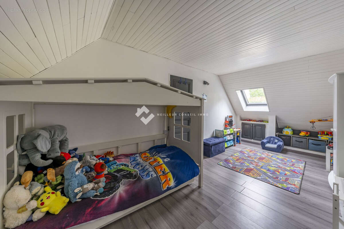 Maison 165 m² à Cely  - photo 9