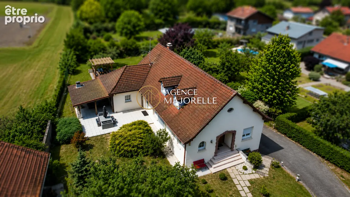 Maison à CHARMES