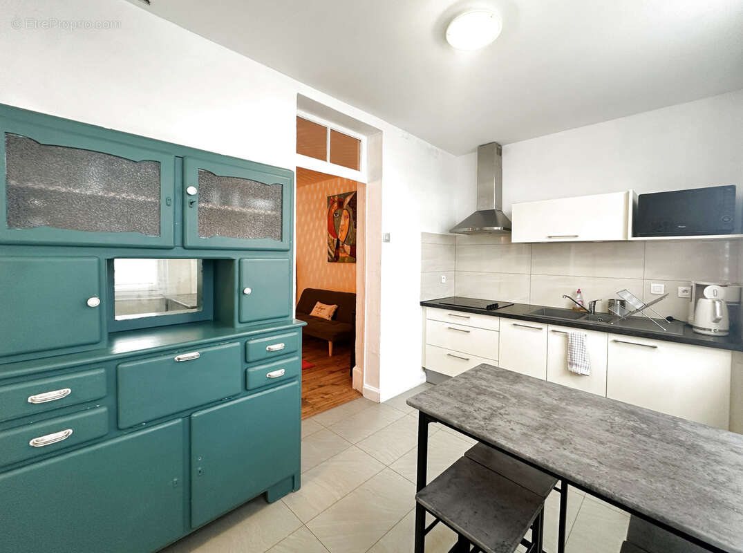 Maison à DECAZEVILLE