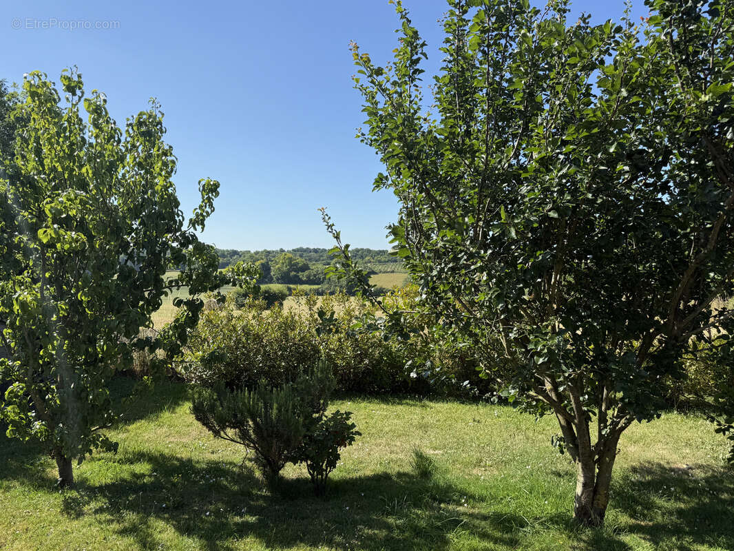 Maison à POIX-DE-PICARDIE