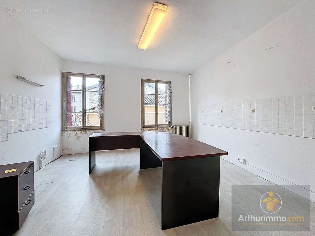 Commerce à BOURGOIN-JALLIEU