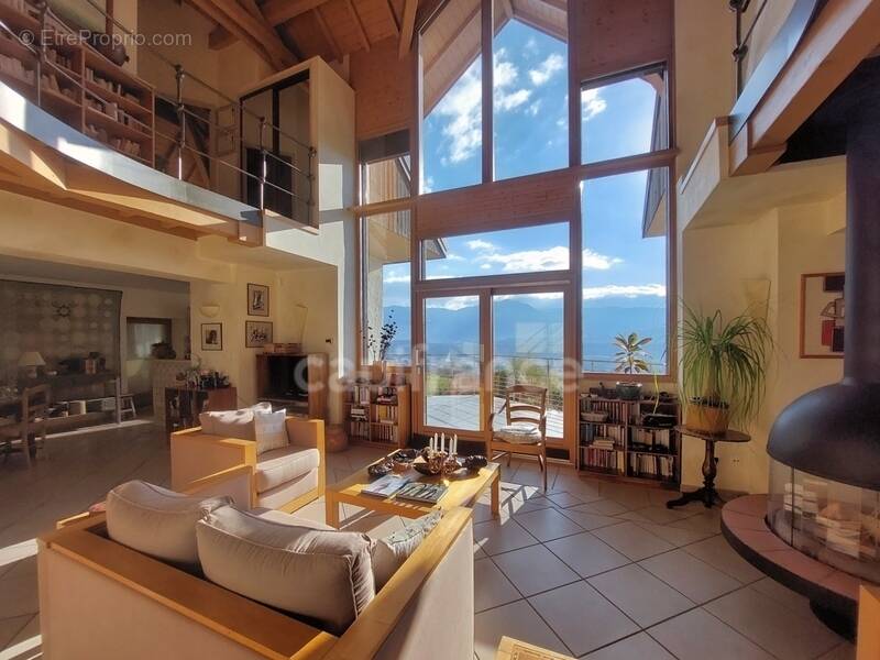 Maison à SAINT-JEAN-DE-LA-PORTE