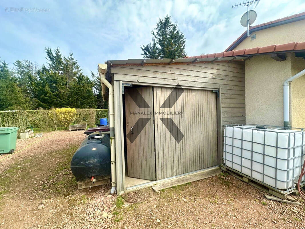 Maison à SAINT-VINCENT-DE-BOISSET