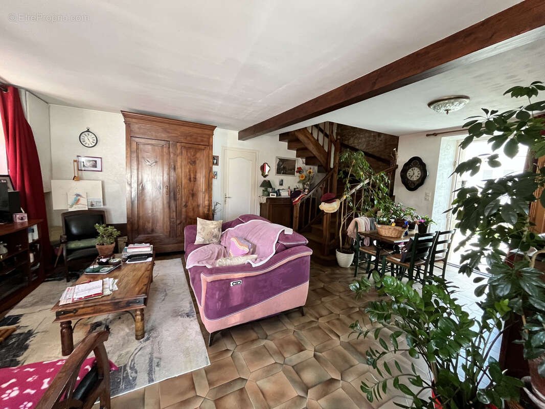 Maison à BONO