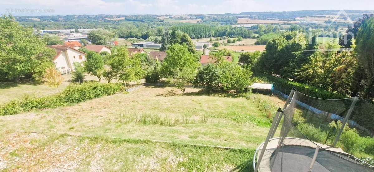  À VENDRE – Superbe propriété avec deux appartements spacieux et prestations haut de gamme - photo 24