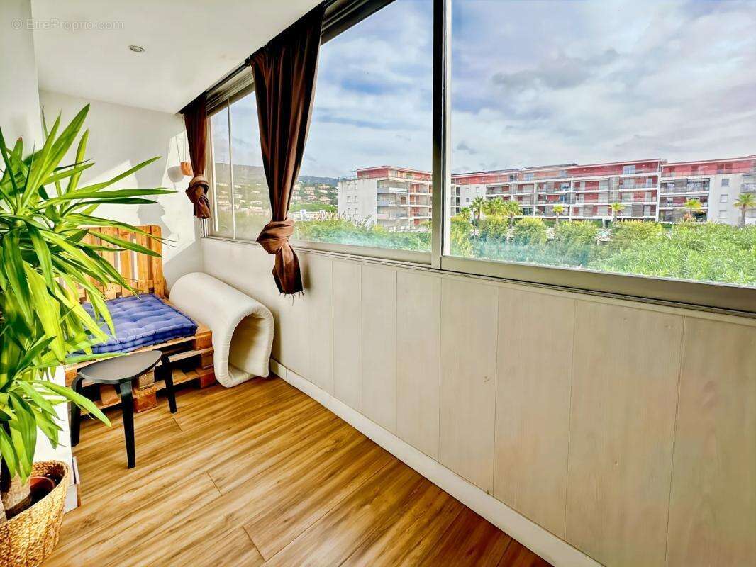 Appartement à LE LAVANDOU