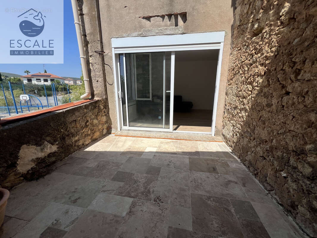 Vente maison vigneronne t5 en r+1 + garage a poussan - photo 10