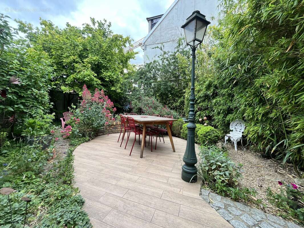 Maison à LA FRETTE-SUR-SEINE