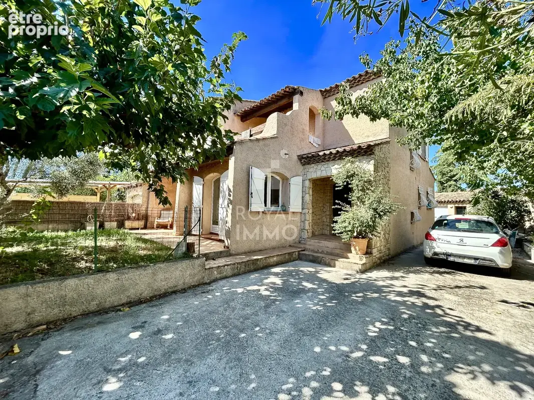 Maison à LA CRAU