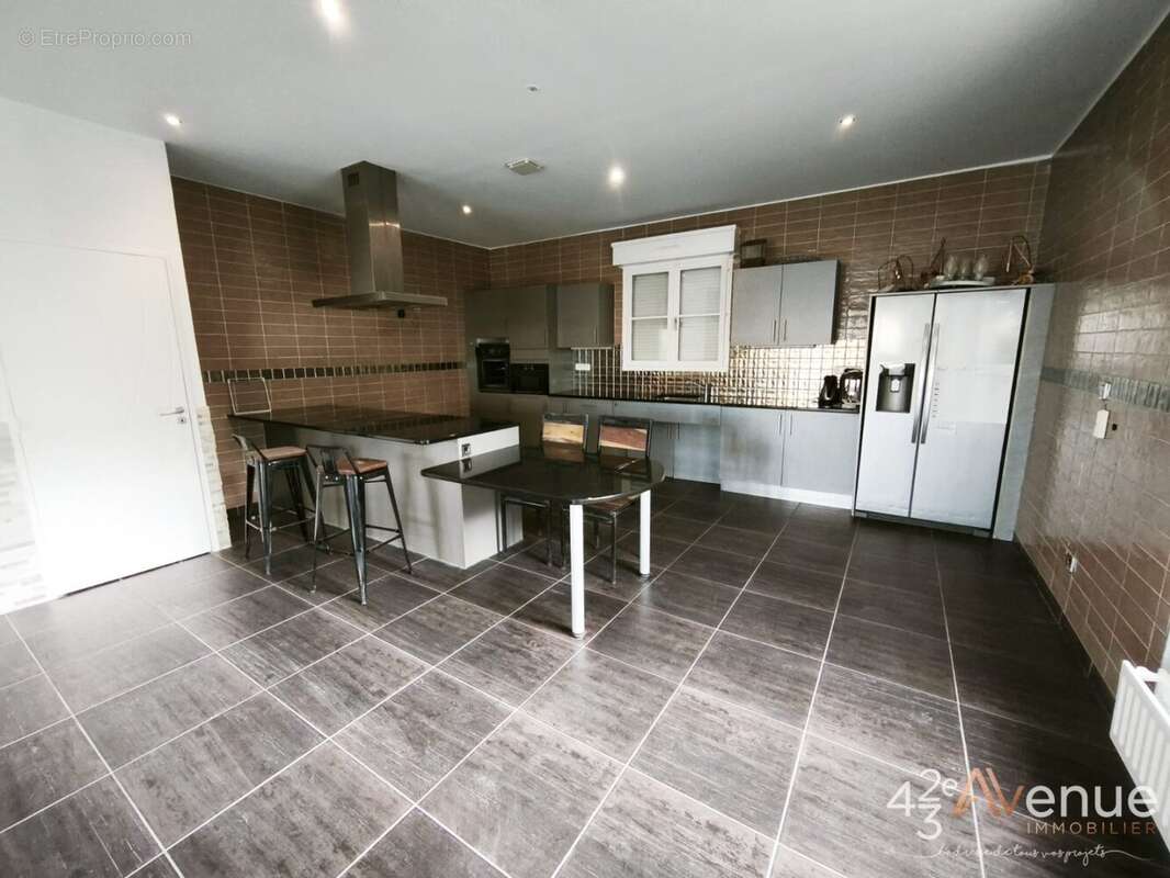 Maison à SAINT-ETIENNE