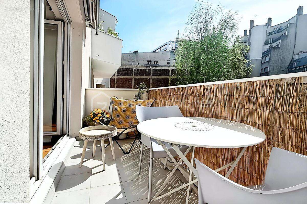 Appartement à PARIS-19E