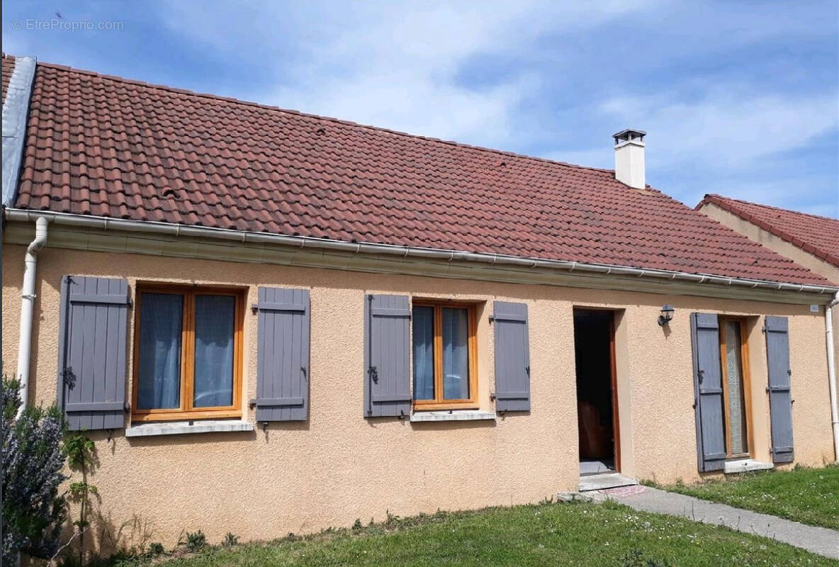 Maison à MONTMIRAIL