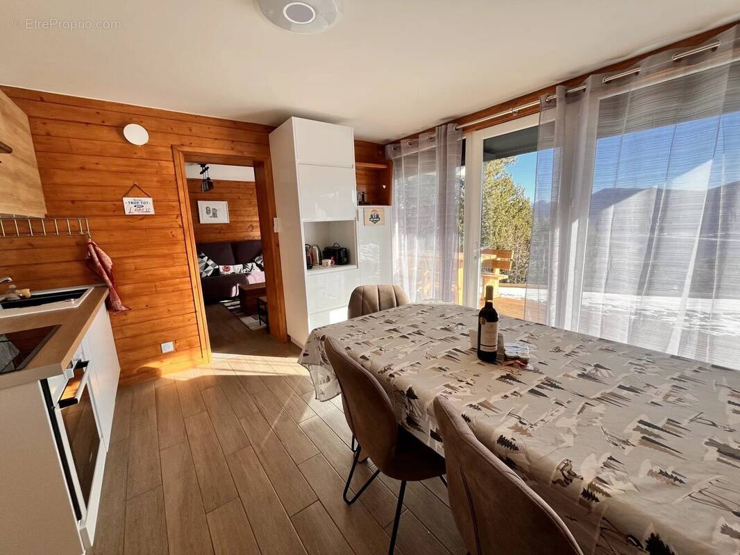 Appartement à LES ANGLES