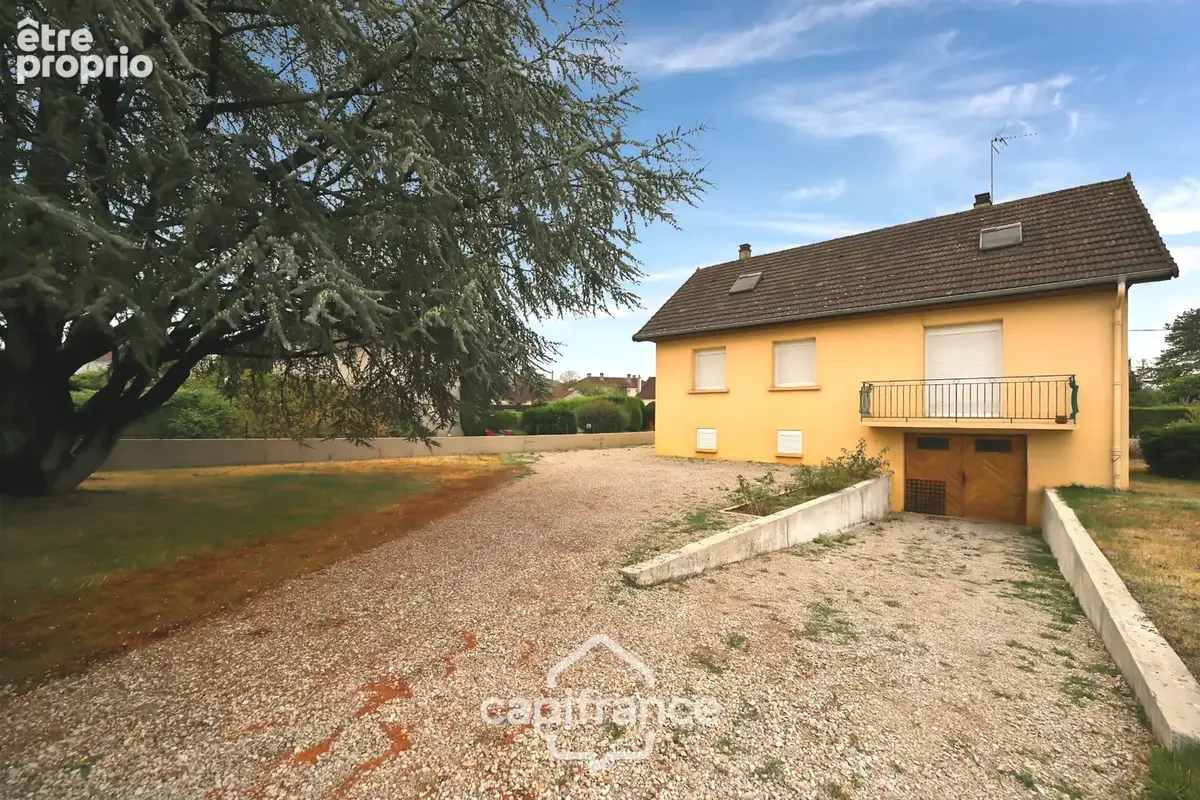 Maison sur sous-sol complet, 4 chambres avec grand garage et terrain clos à Domblans (39) - photo 2