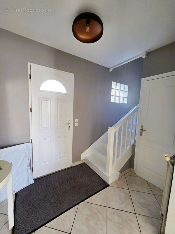 Maison à PARAY-VIEILLE-POSTE