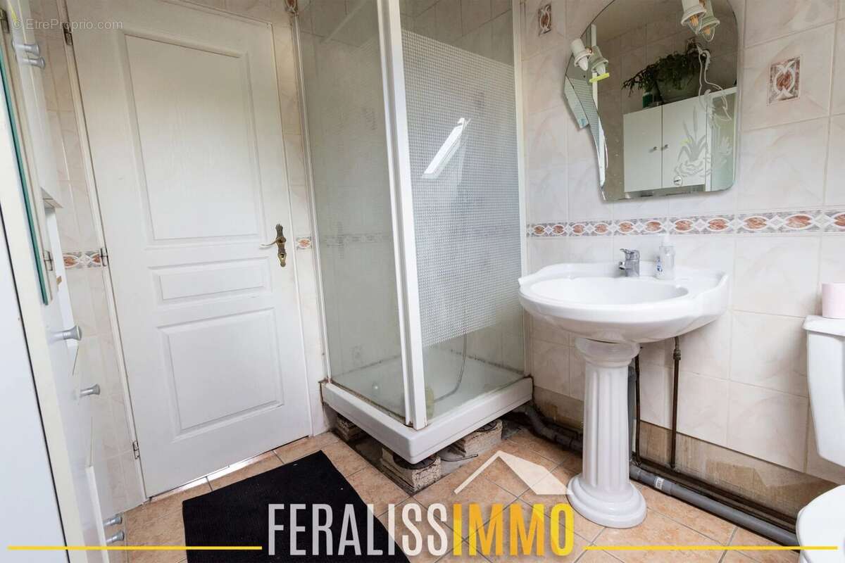 Maison à VAUX-SUR-SEINE