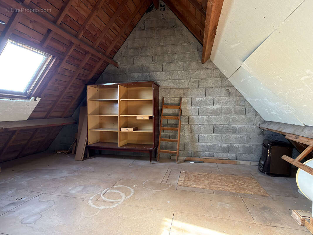 LE GUILVINEC - Maison de famille en impasse - photo 12