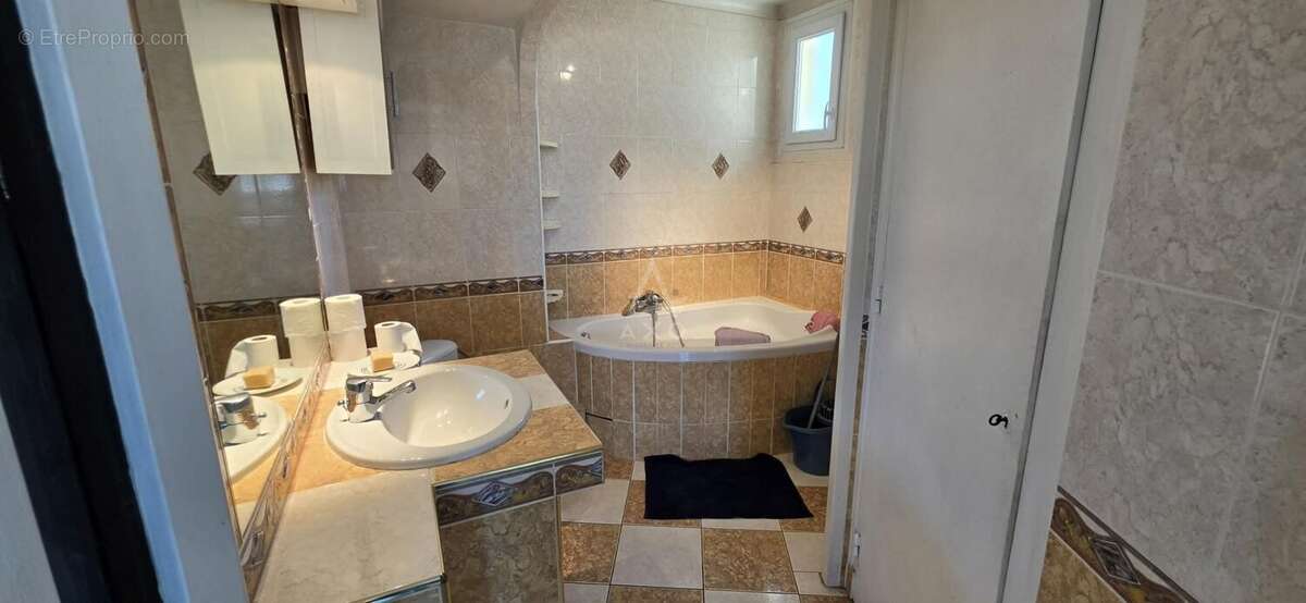 Appartement à ALBERTVILLE