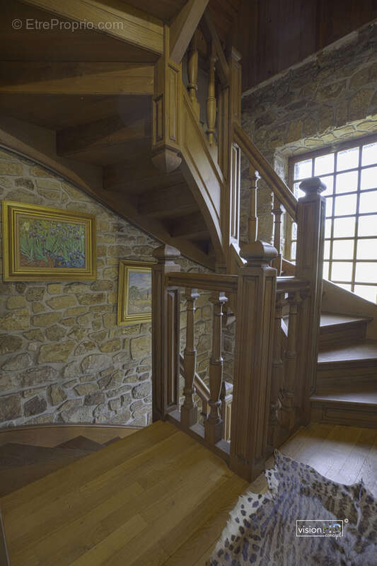 Maison à CHAUDES-AIGUES