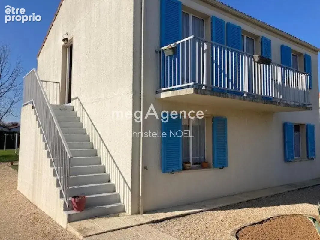 Maison avec rez de jardin,beau potentiel,centre de Luçon - photo 3