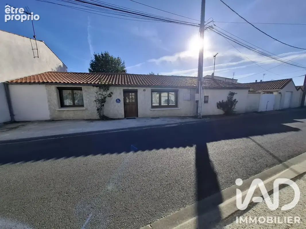 Photo 1 - Maison à MARENNES