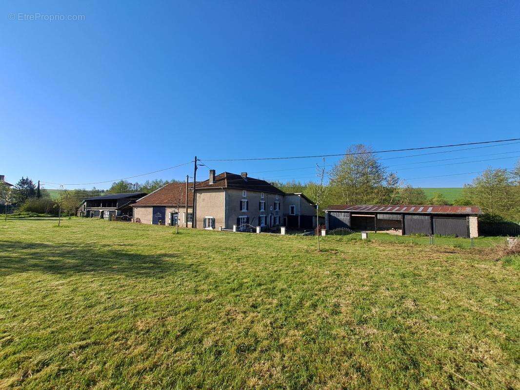Proche Belgique et Luxembourg, Propriété de charme avec activité touristique de 384 m² habitable + dépendances, terrain de 4951  - photo 25