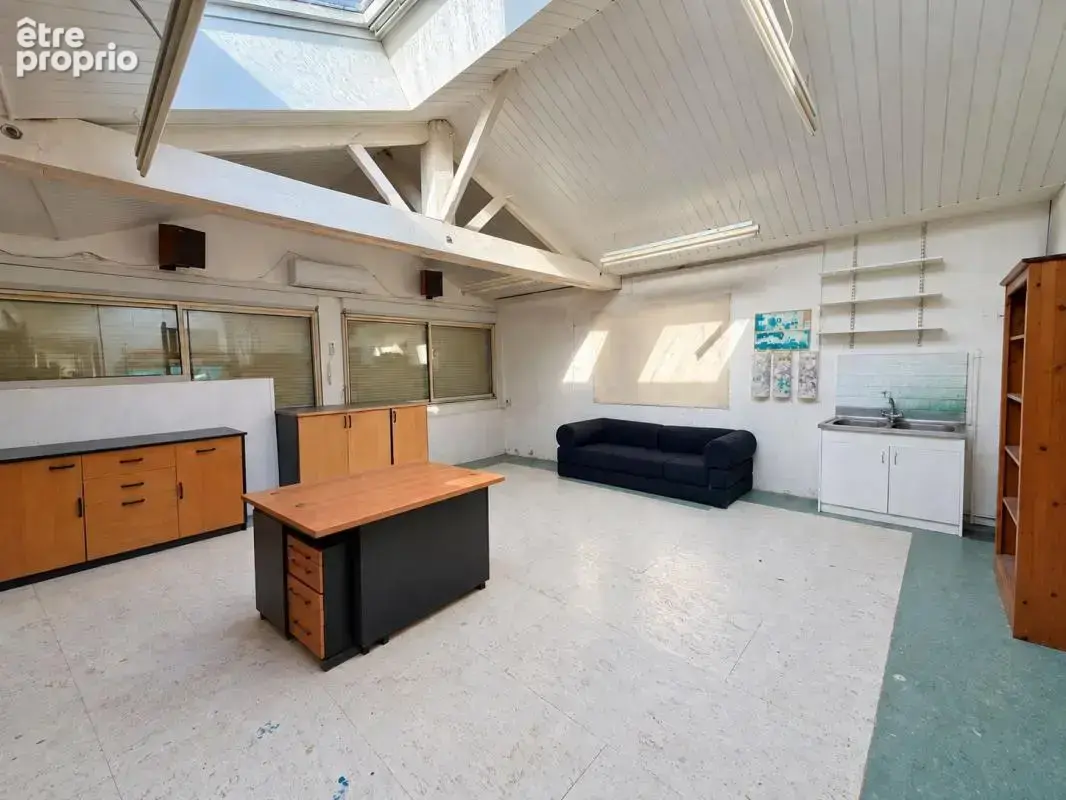 Journiac — Maison de plain-pied, séjour de 54 m² et atelier lumineux de 33 m² - photo 13