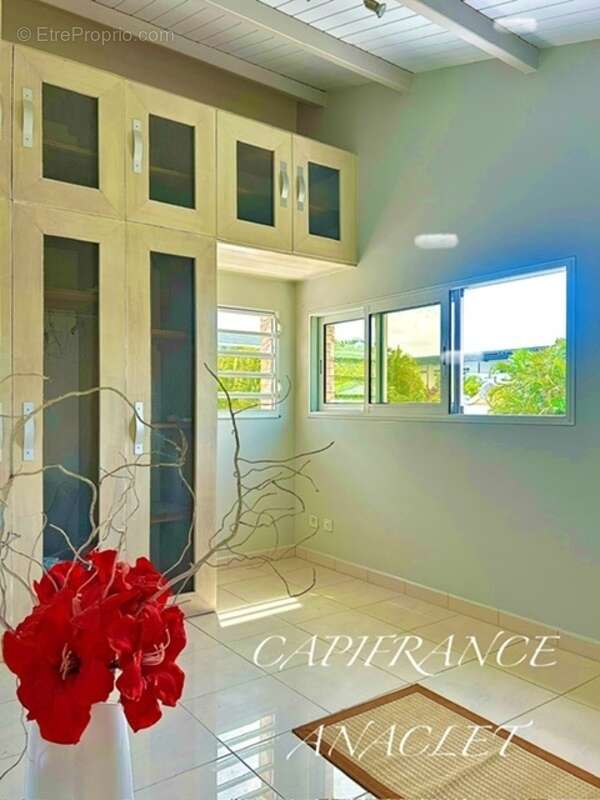 Maison à LES TROIS-ILETS