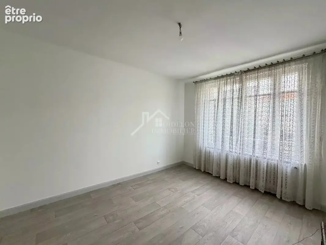 Maison 5 pièces - 150 m² - jardin - photo 4