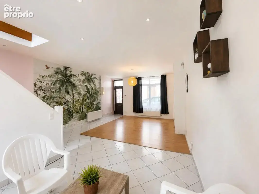 Entre patrimoine et vie de quartier — Maison 4 pièces de 105 m² - photo 4