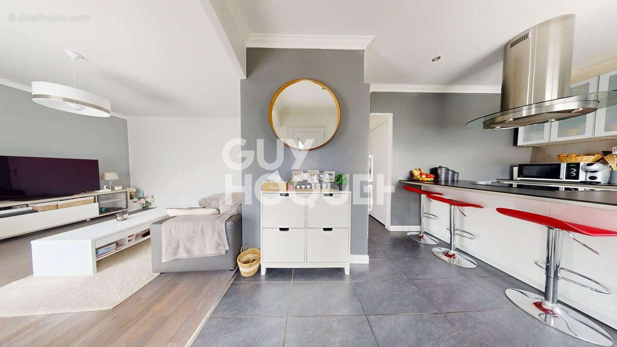 Maison à SAVIGNY-SUR-ORGE