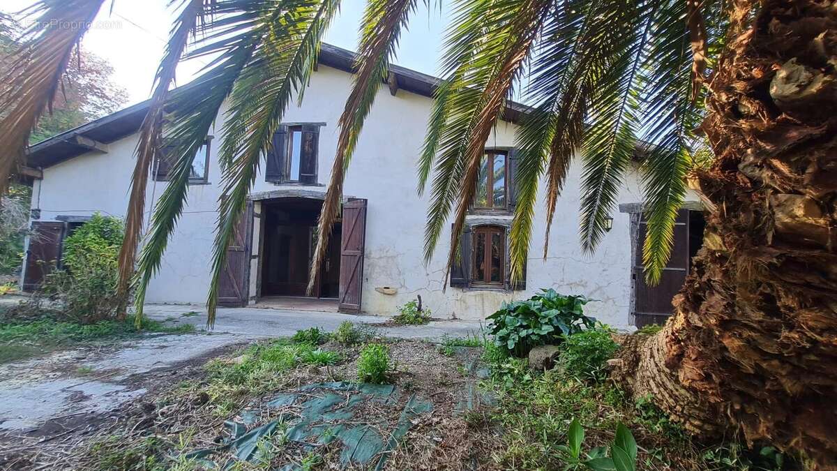 Maison à CAGNOTTE
