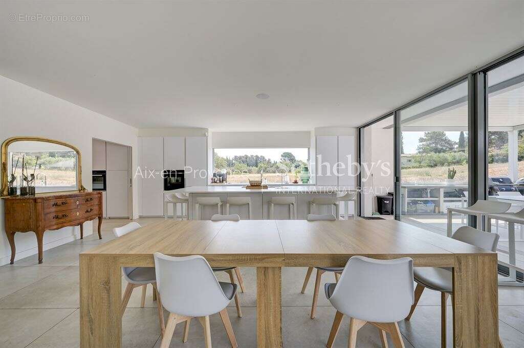 Maison à AIX-EN-PROVENCE