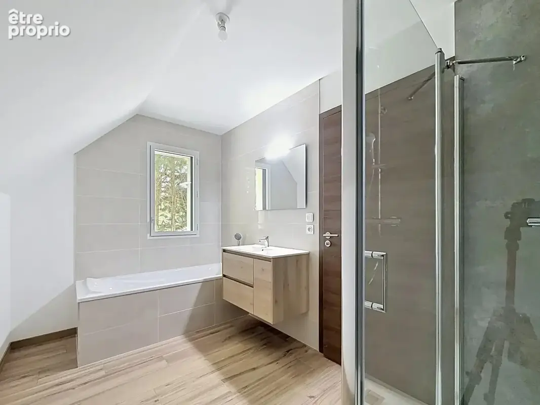 A AUBERVILLE – Maison contemporaine neuve avec 4 chambres et garage - photo 12