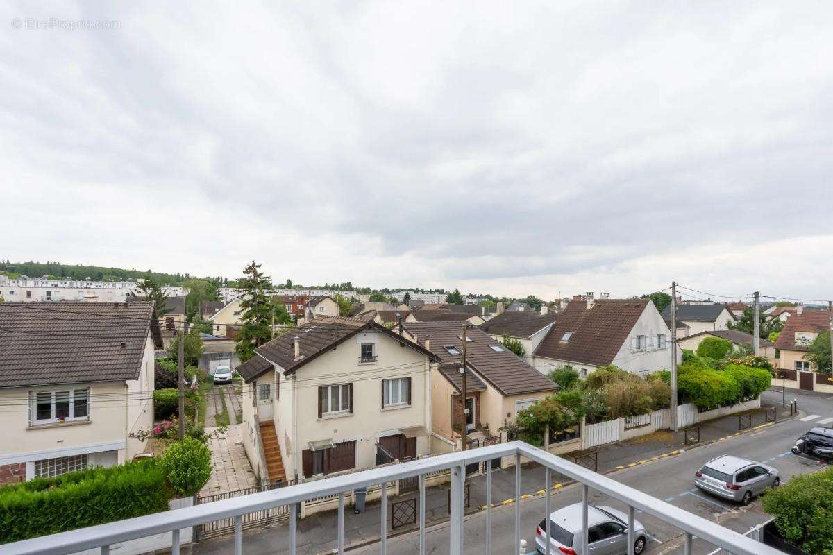 Appartement à LIVRY-GARGAN