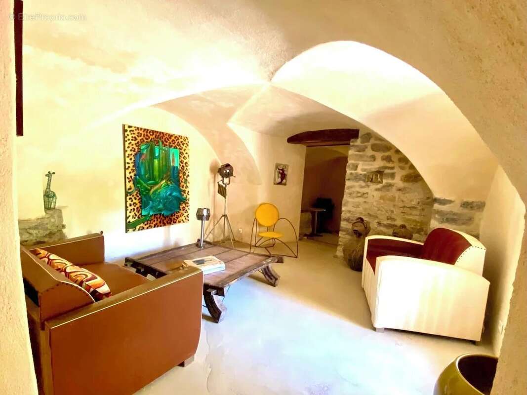 Maison à SAINT-HIPPOLYTE-DU-FORT